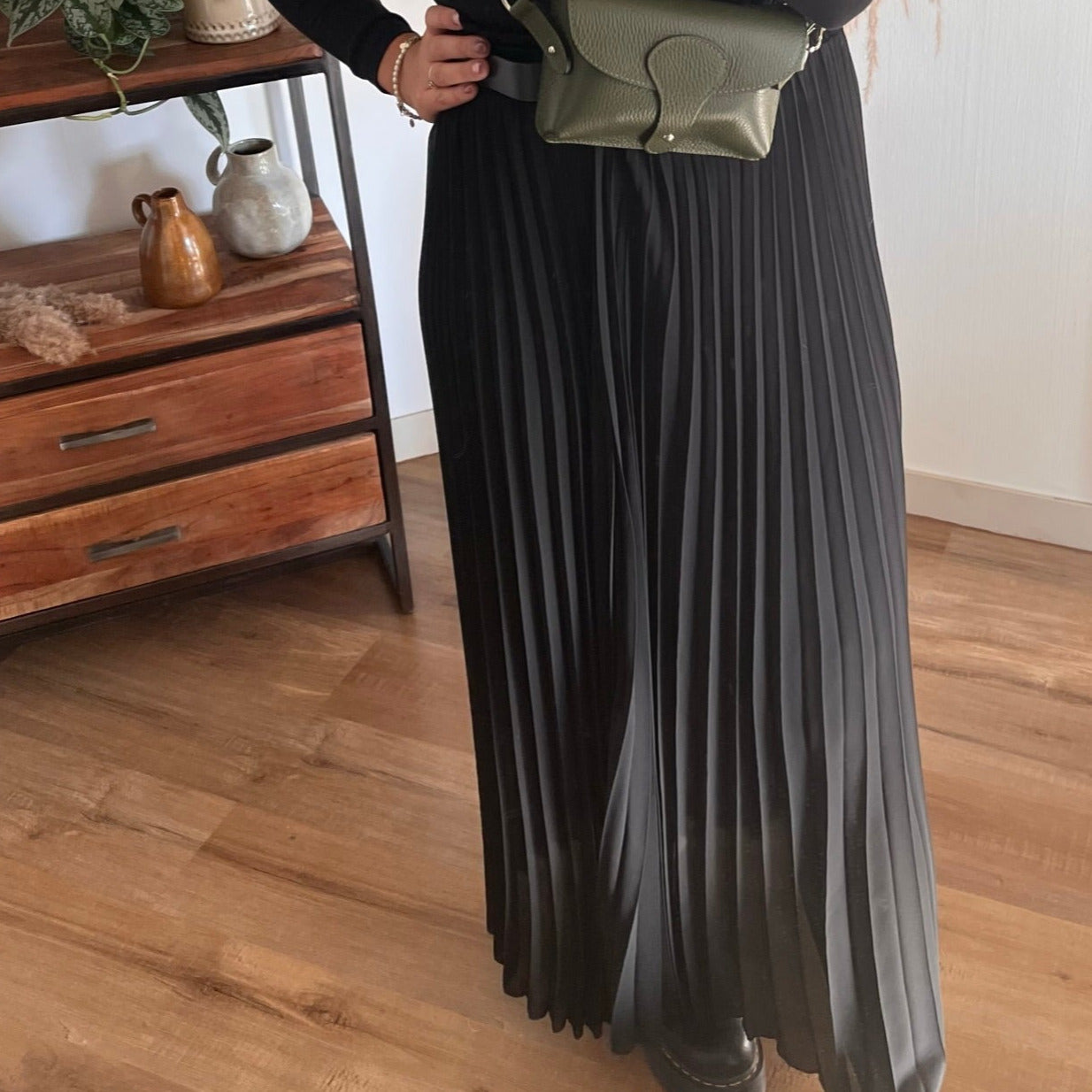 Plisseerock mit Gürtel