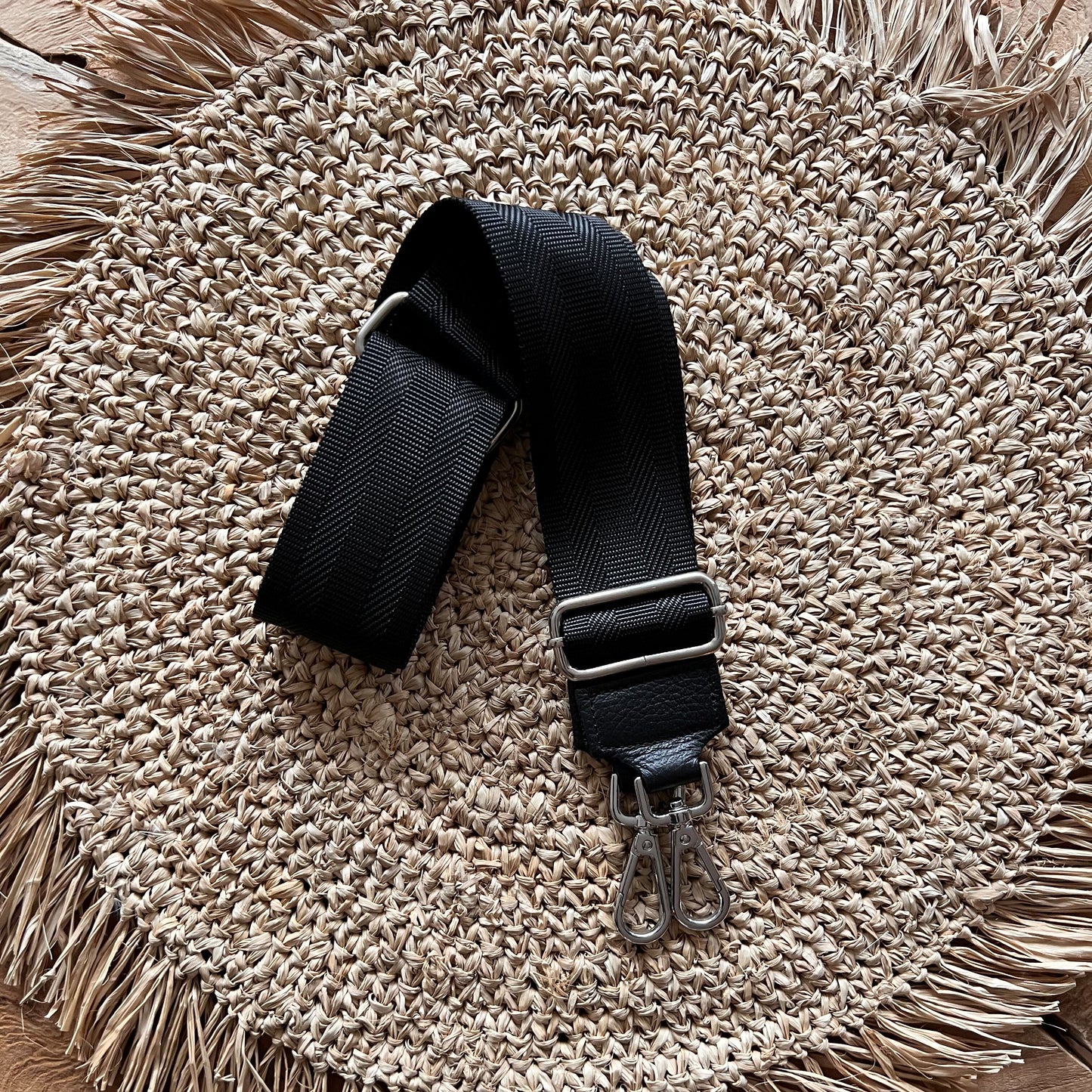 Taschengurte Silber schwarzes Leder