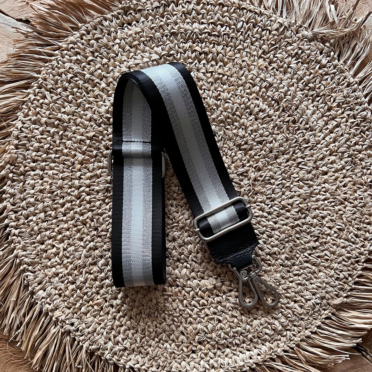 Taschengurte Silber schwarzes Leder