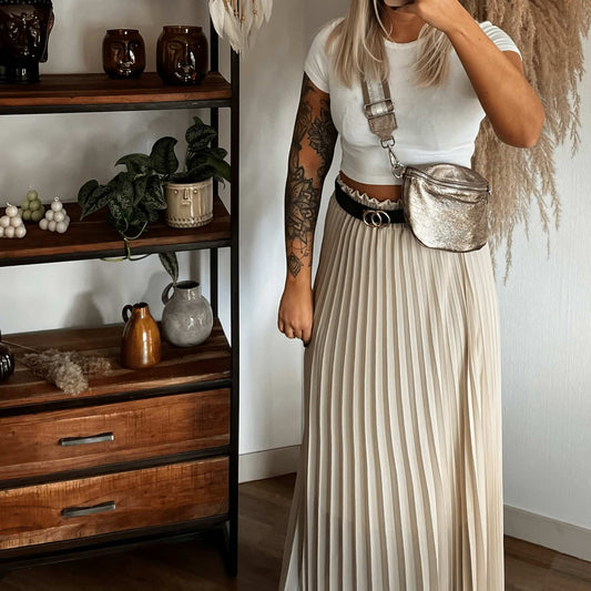 Plisseerock mit Gürtel