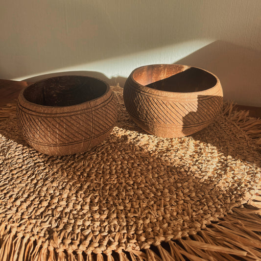 Schale aus Kokosnuss