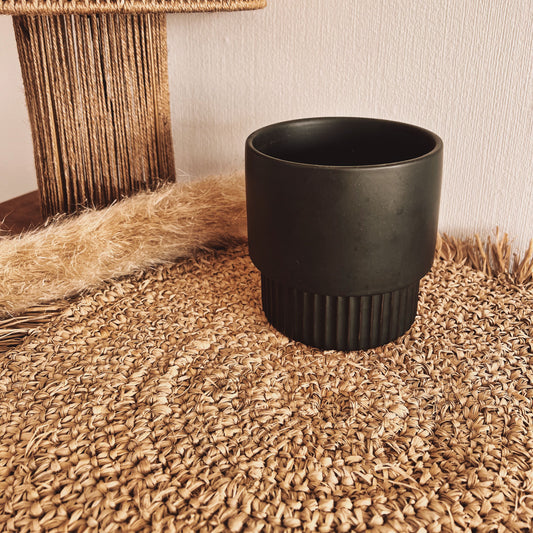 Übertopf geriffelt schwarz